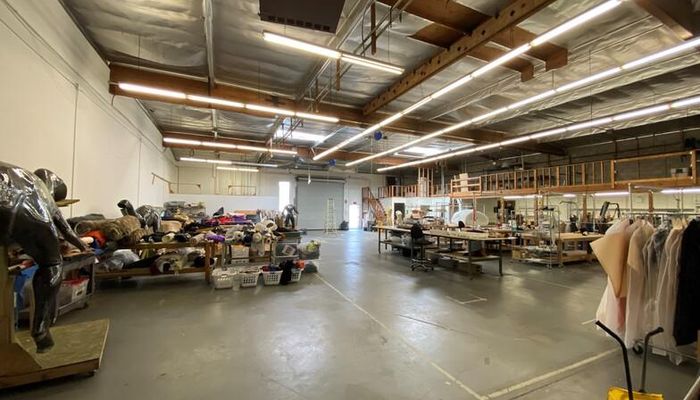 Warehouse Space for Rent at 10635-10665 W Vanowen St Burbank, CA 91505 - #4