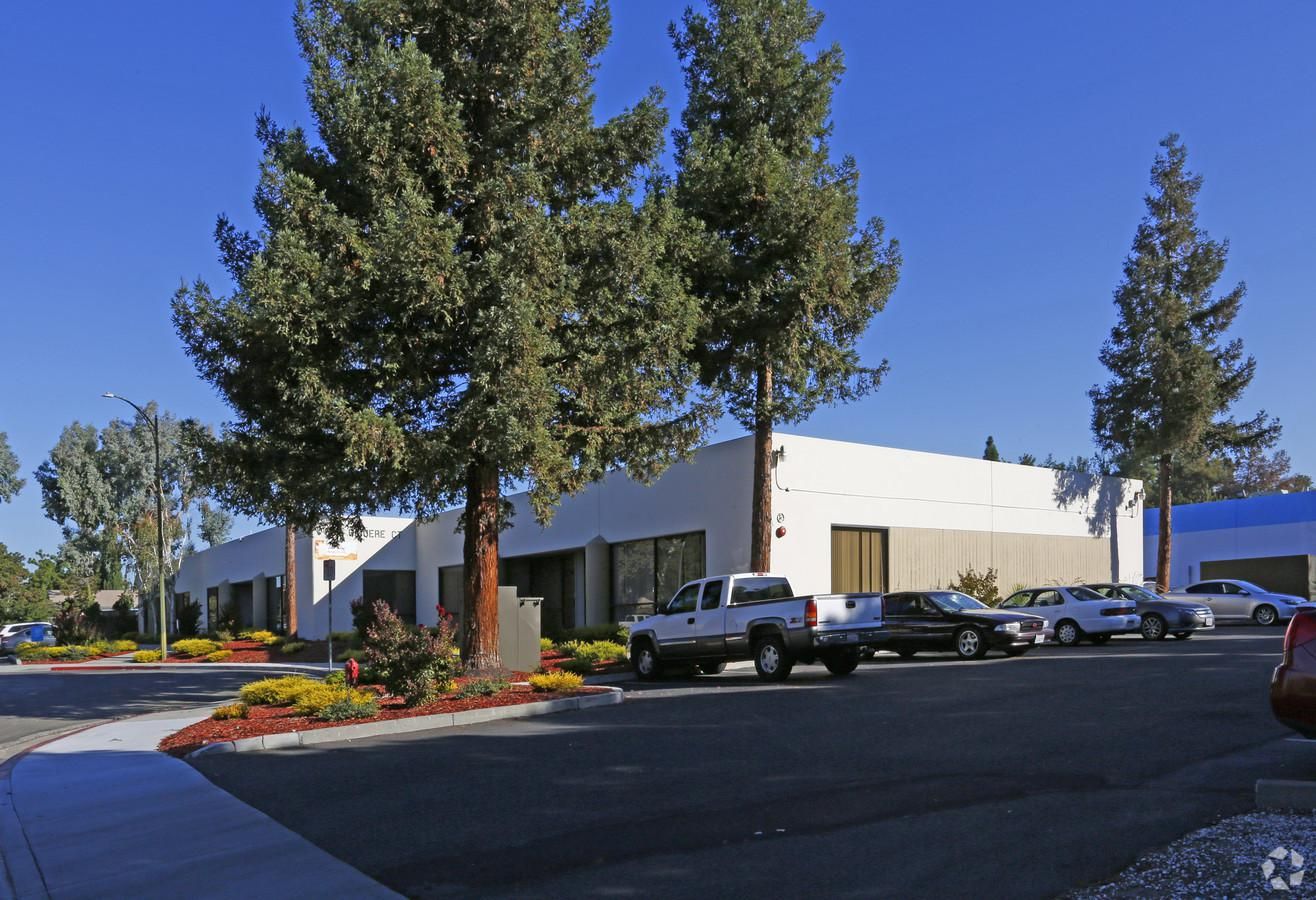 Industrial Property For Lease photo 4