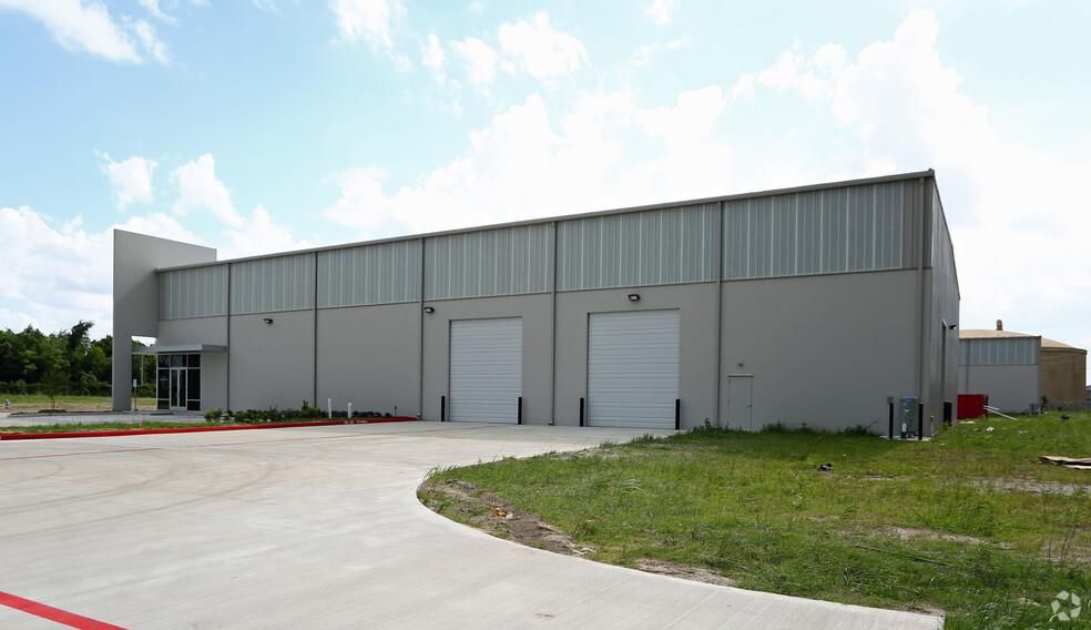 Building 1 7214 Harms Rd photo 2