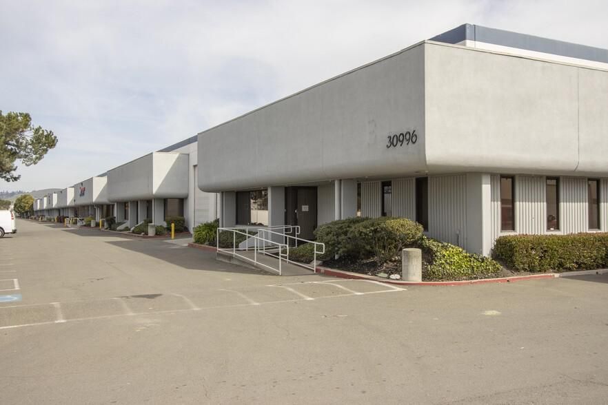 Hayward Business Park 30800-30974 Santana St photo 4