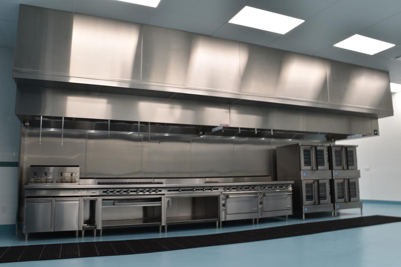 Brand New Commercial Kitchen with Large Lot! photo 3
