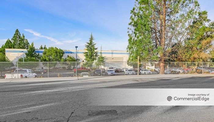 Warehouse Space for Rent at 5440 Stationers Way Sacramento, CA 95842 - #2