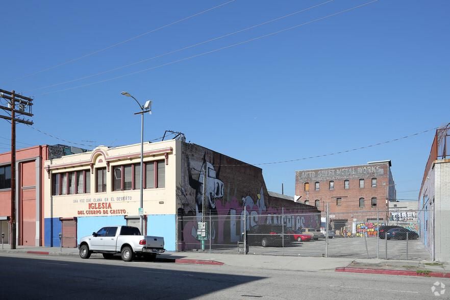 1965 S Los Angeles St photo 1