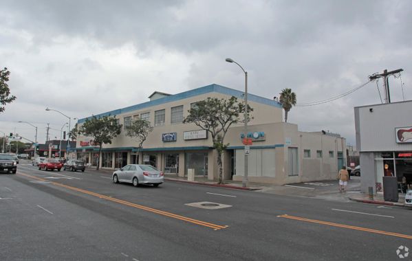 726 Santa Monica Blvd #204, Santa Monica