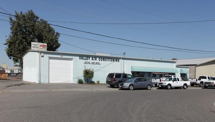 Warehouse Space for Rent at 1413 Lone Palm Ave Modesto, CA 95351 - #4