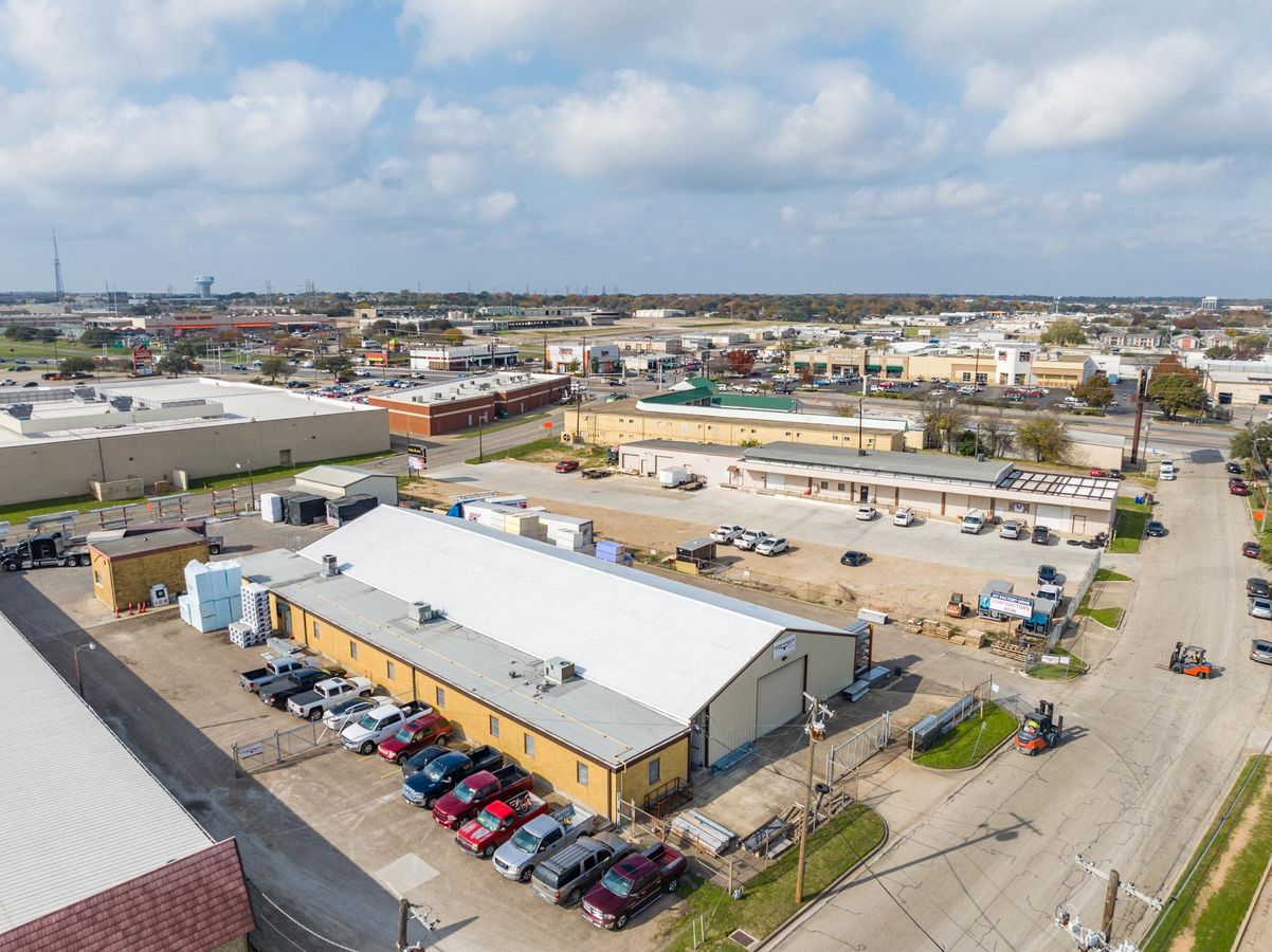 106 Factory photo 1