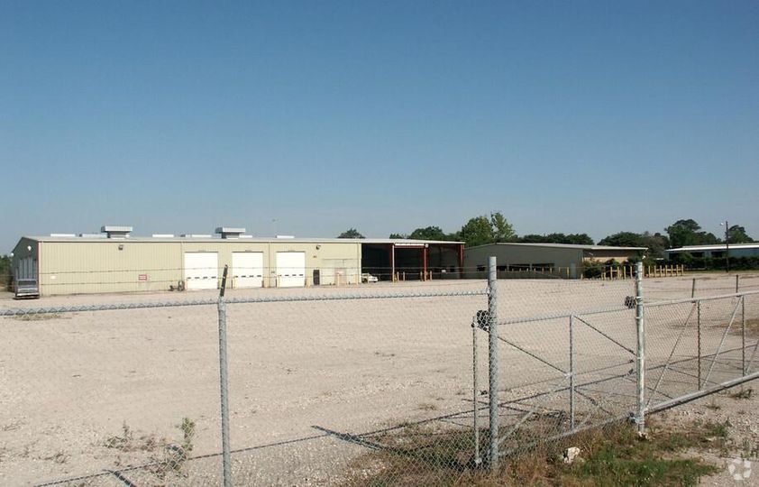 A 3004 Aldine Bender Rd