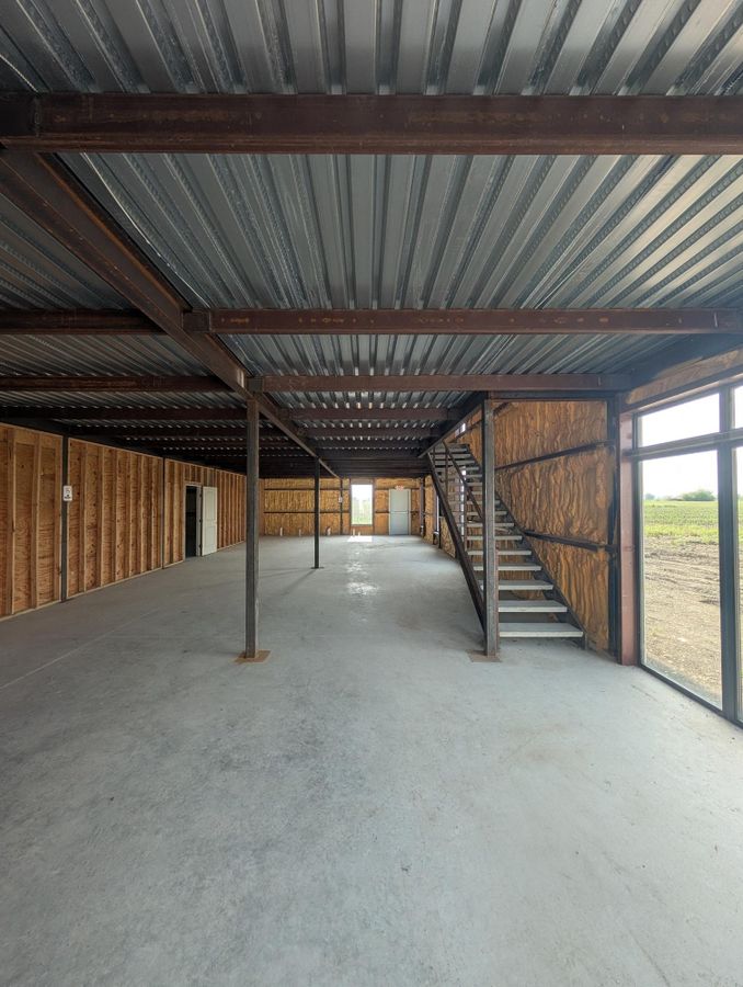 Bradley Business Park, Building 14 photo 4