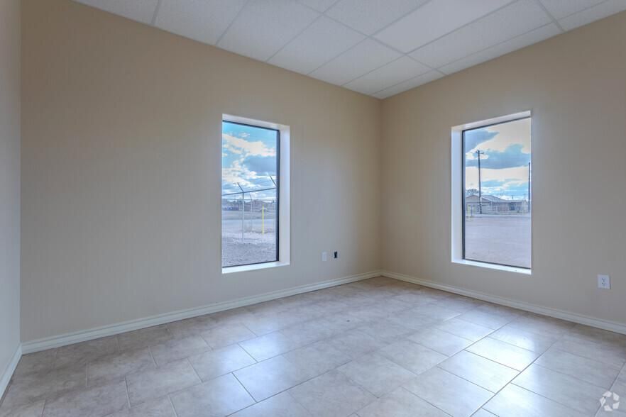FM 1788 5000 SF Office/Shop 2.5 acres 11440 W County Road 35 photo 2