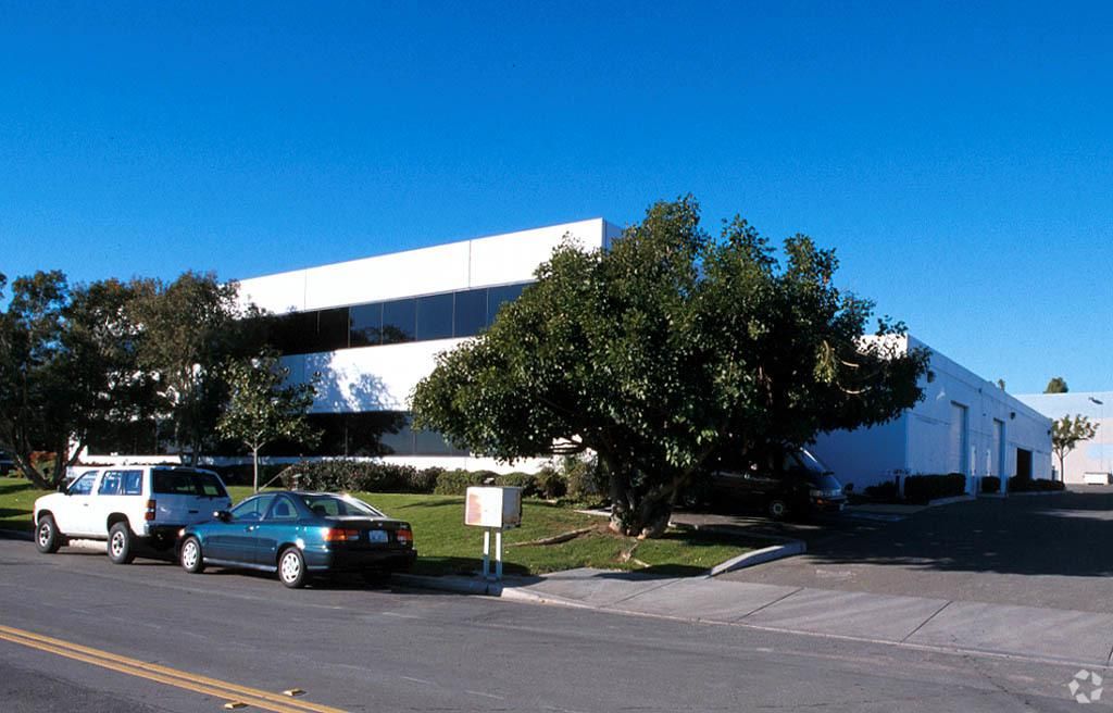 Northwood Commerce Center photo 3