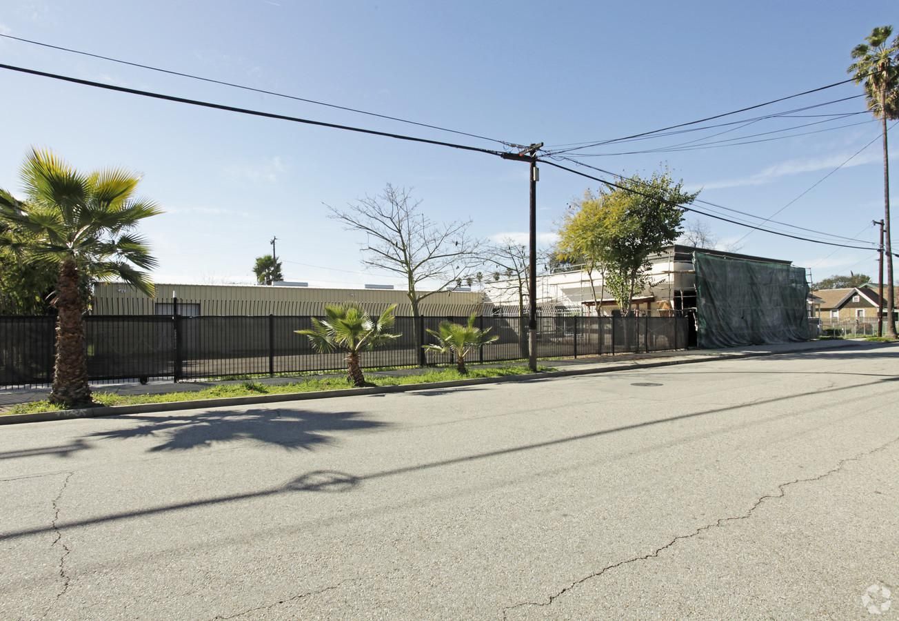 Industrial Property For Sale photo 2