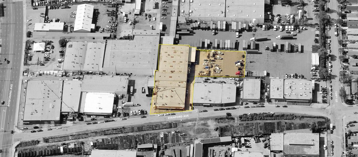 1135 Stanford Ave, Los Angeles, CA 90059 photo 1