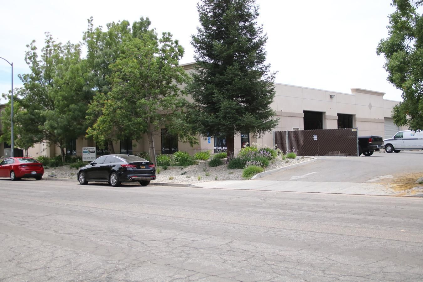 Industrial Property For Lease photo 4