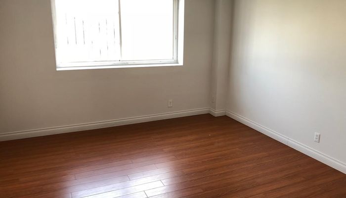 Warehouse Space for Rent at 625 E 35th St Los Angeles, CA 90011 - #11