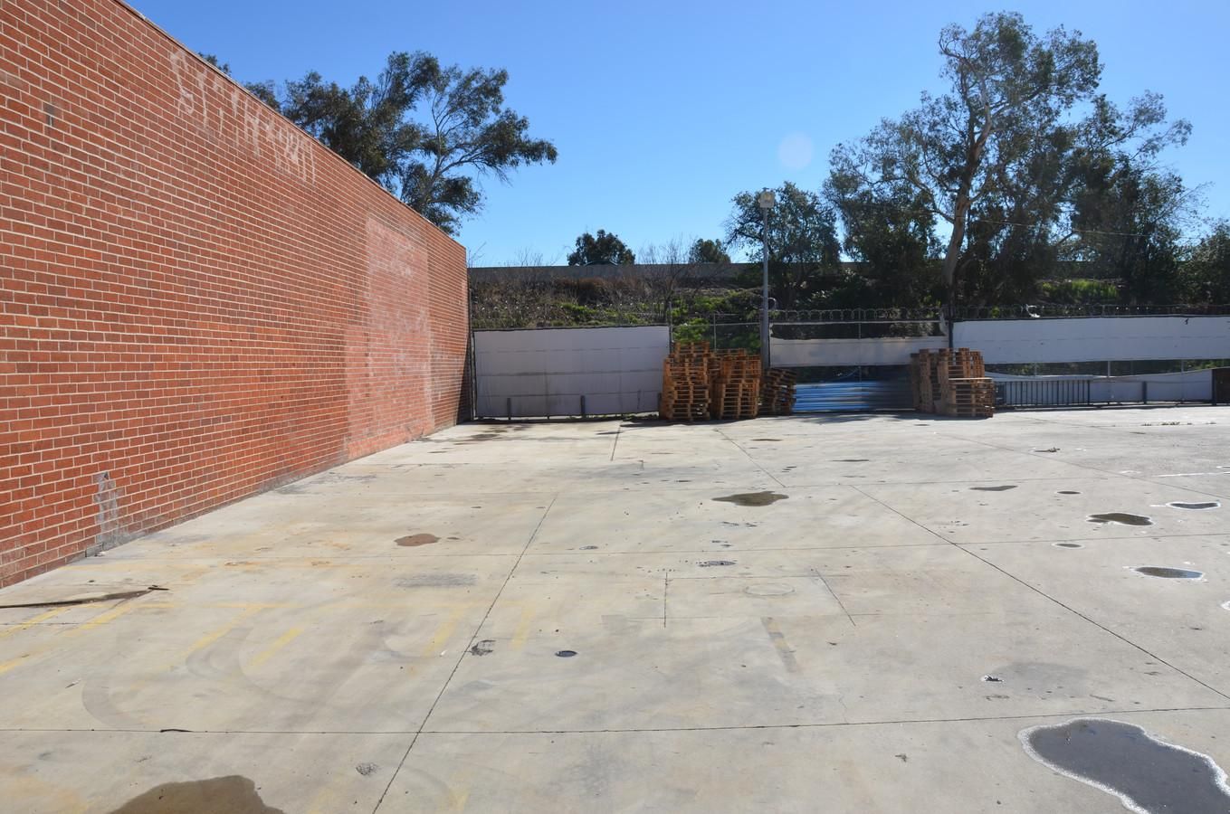 Industrial Property for Lease photo 4