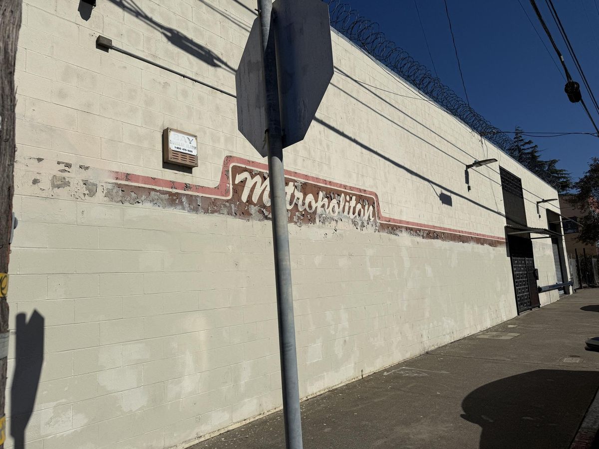 Prime Oakland Industrial Warehouse photo 2