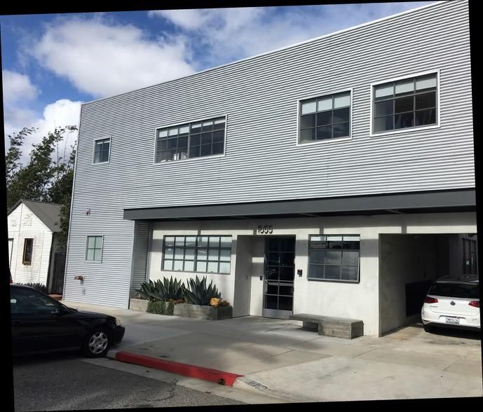 1655 Euclid St photo 3
