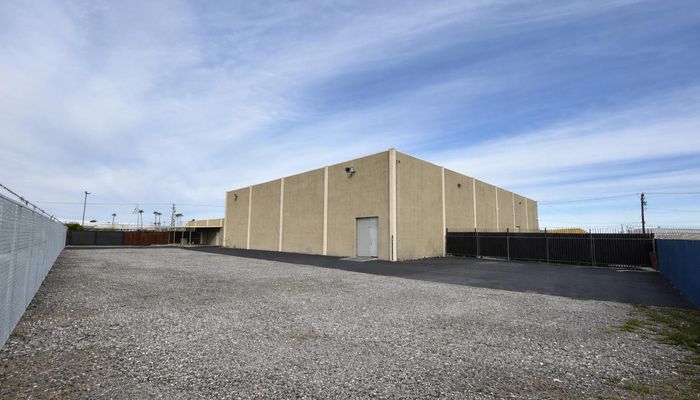 Warehouse Space for Rent at 13695 Mariposa Road Victorville, CA 92392 - #3