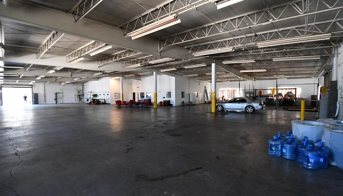 Warehouse Space for Rent at 13105 S Crenshaw Blvd Hawthorne, CA 90250 - #2