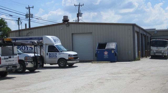 Broom St Business Park 4711 Broom St