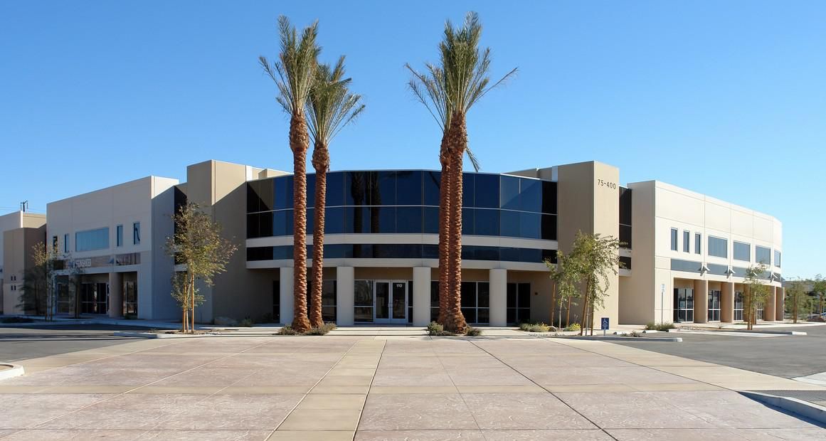 University Commerce Center photo 2