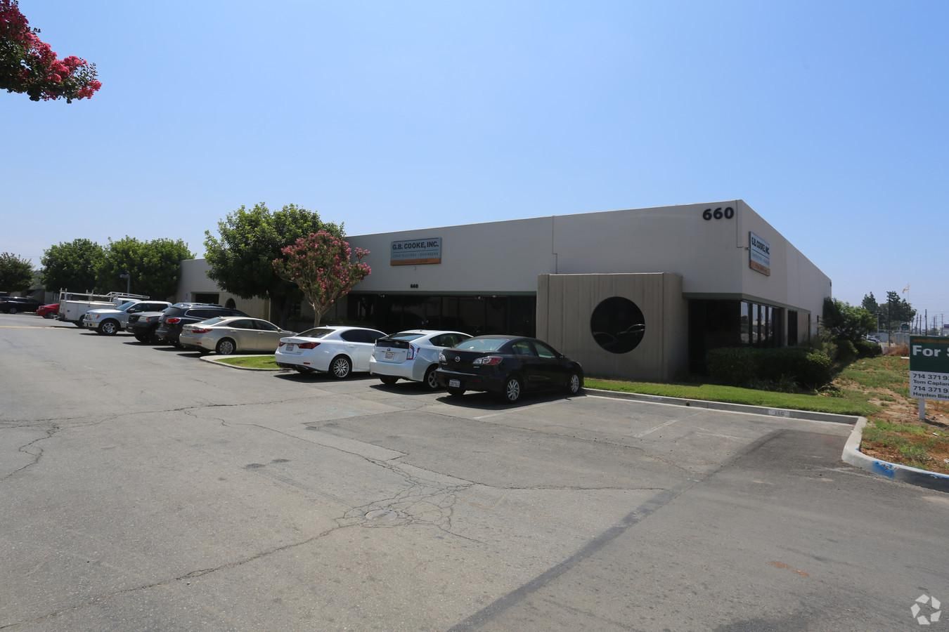 Fullerton Commerce Center photo 1