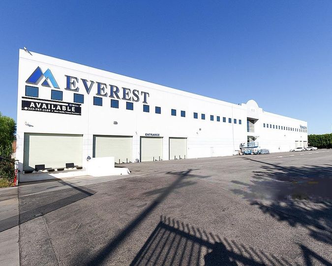 655 S. Santa Fe Ave.