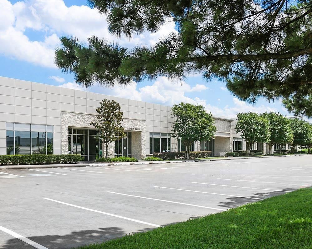 Prologis Legacy Center 5 photo 2