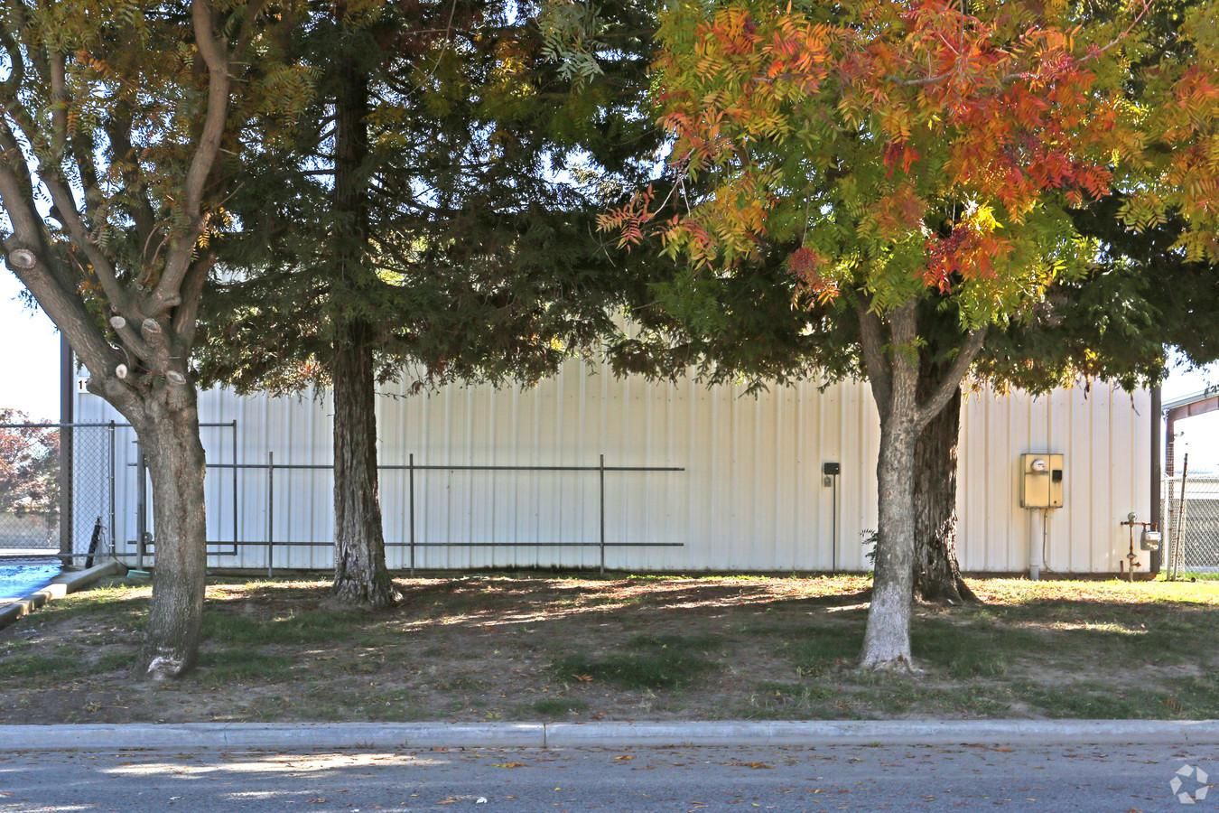 Industrial Property For Lease photo 3