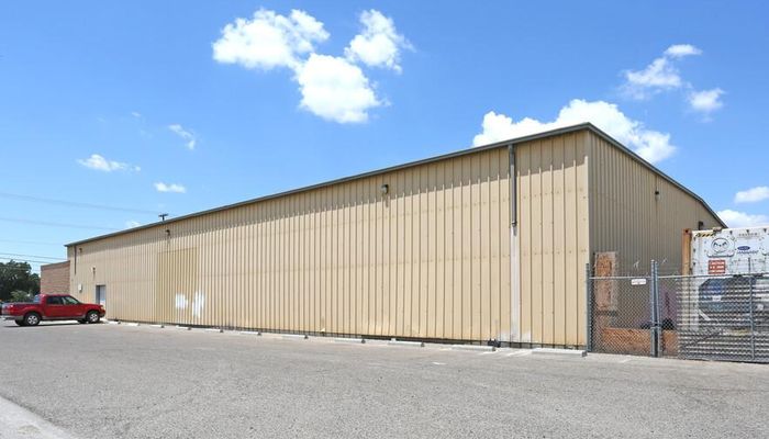 Warehouse Space for Rent at 1220 N Ben Maddox Way Visalia, CA 93292 - #2