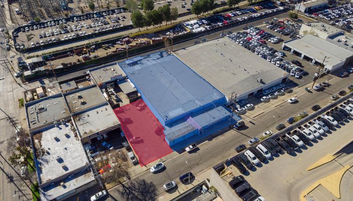 Warehouse Space for Sale at 14318 Calvert St Van Nuys, CA 91401 - #20