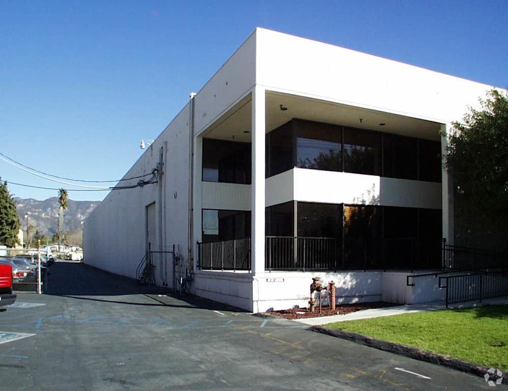 Industrial Property For Lease photo 4