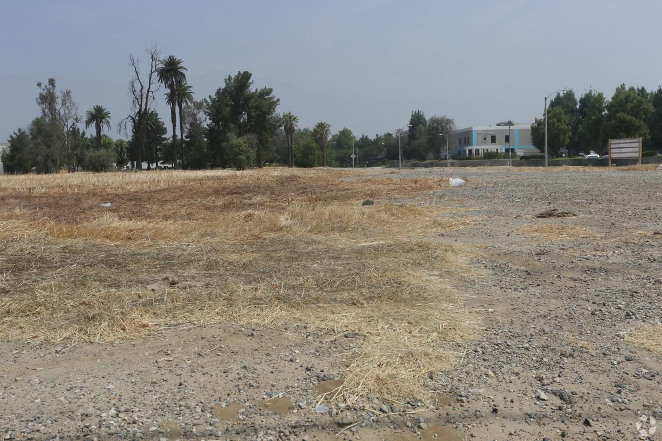 Industrial Property For Lease photo 4