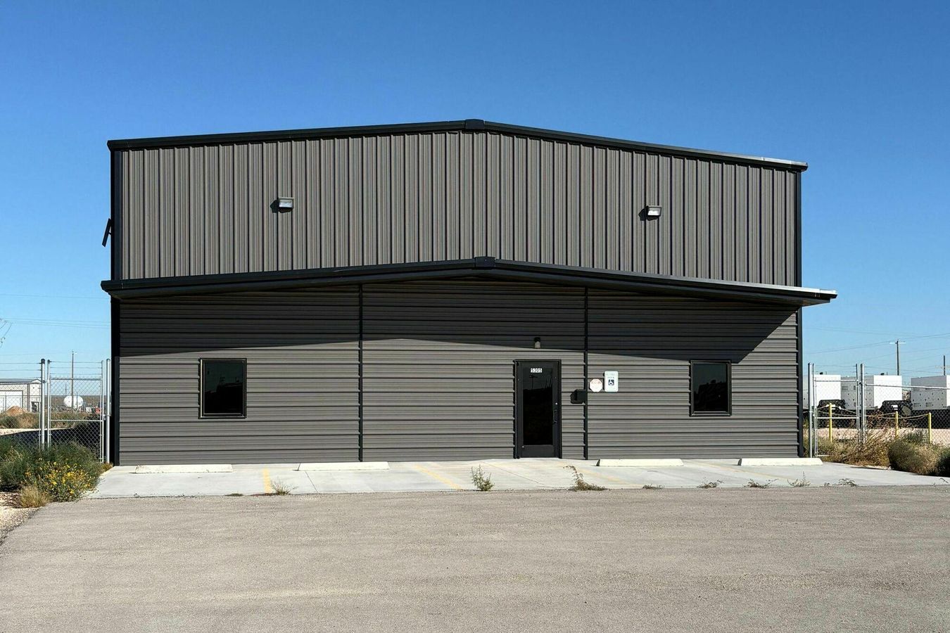 7,050 SF Industrial Facility in Central Location photo 2