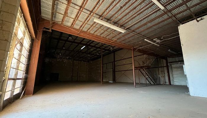 Warehouse Space for Rent at 4450 N. Brawley Avenue Fresno, CA 93722 - #4