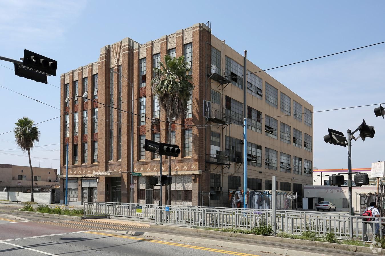 Scully Bldg photo 2