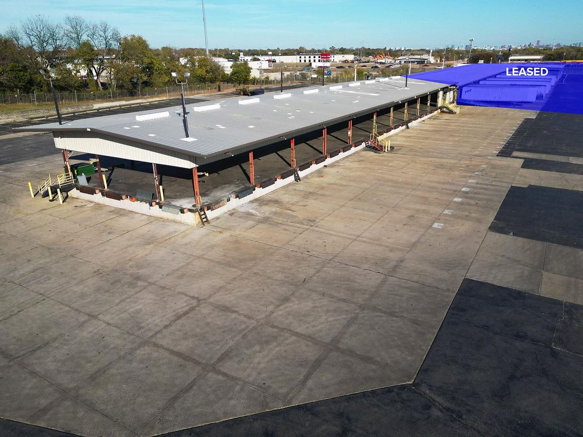 1415 S. Loop 12 photo 2