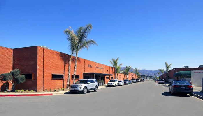 Warehouse Space for Rent at 4121-4131 Vanowen Pl Burbank, CA 91505 - #3