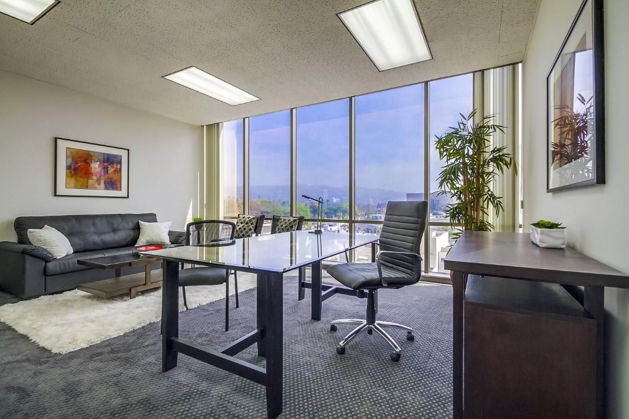 Wells Fargo Bldg photo 3