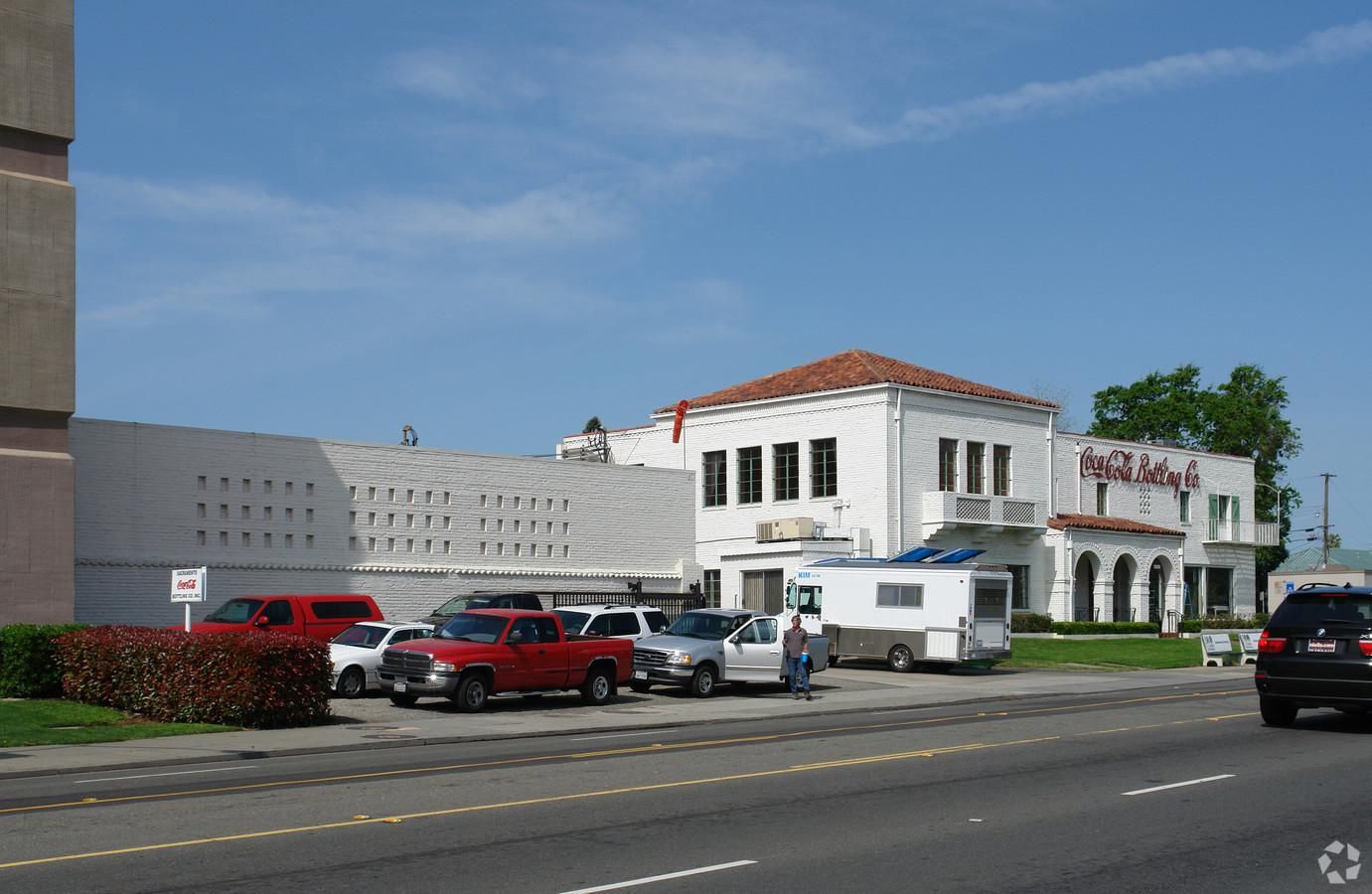 Retail Property For Lease photo 2