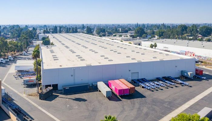 Warehouse Space for Rent at 11811-11831 E Florence Ave Santa Fe Springs, CA 90670 - #2