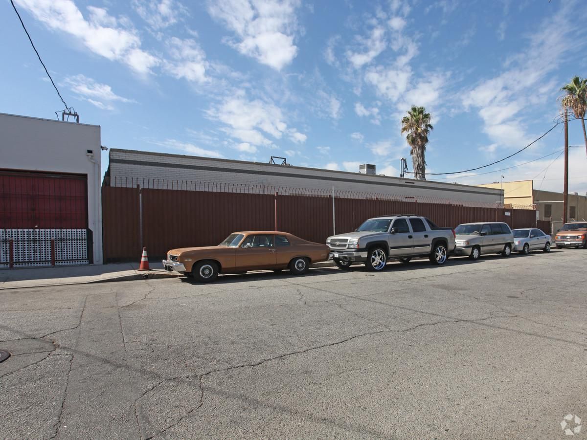 Industrial Property For Lease photo 4