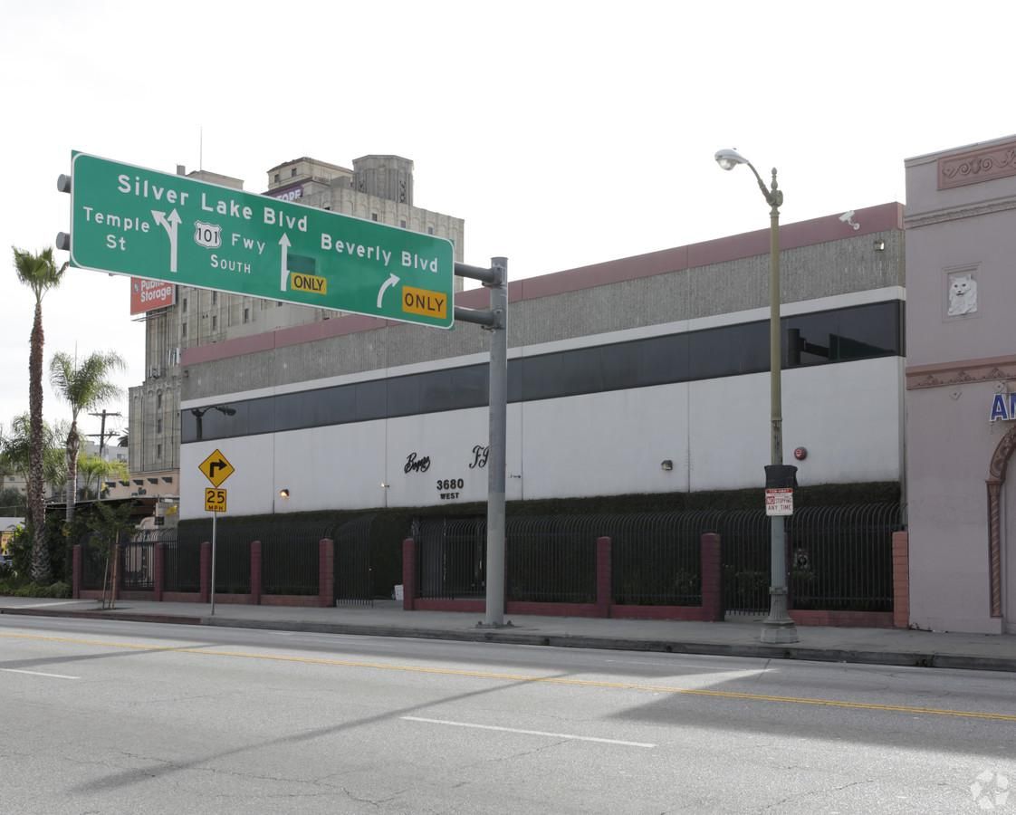 Multiple Spaces Property For Lease photo 2