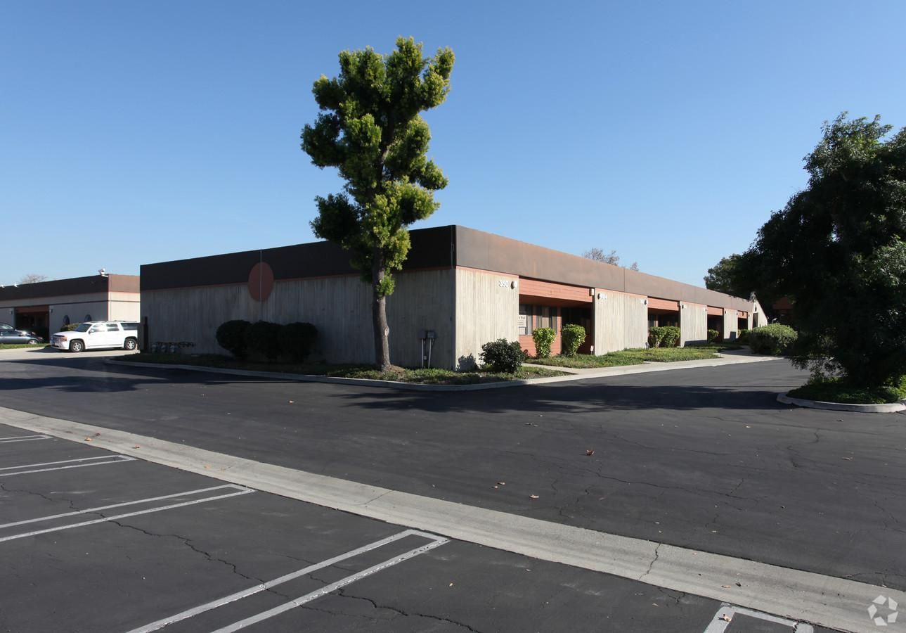 Industrial Property For Lease photo 2