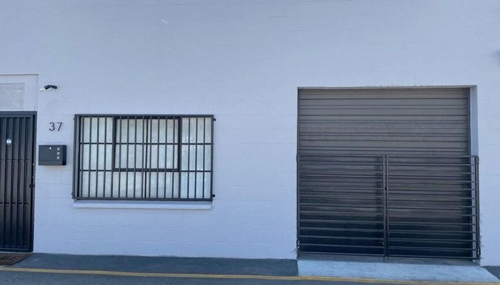 Warehouse Space for Rent at 7361 Ethel Ave North Hollywood, CA 91605 - #6