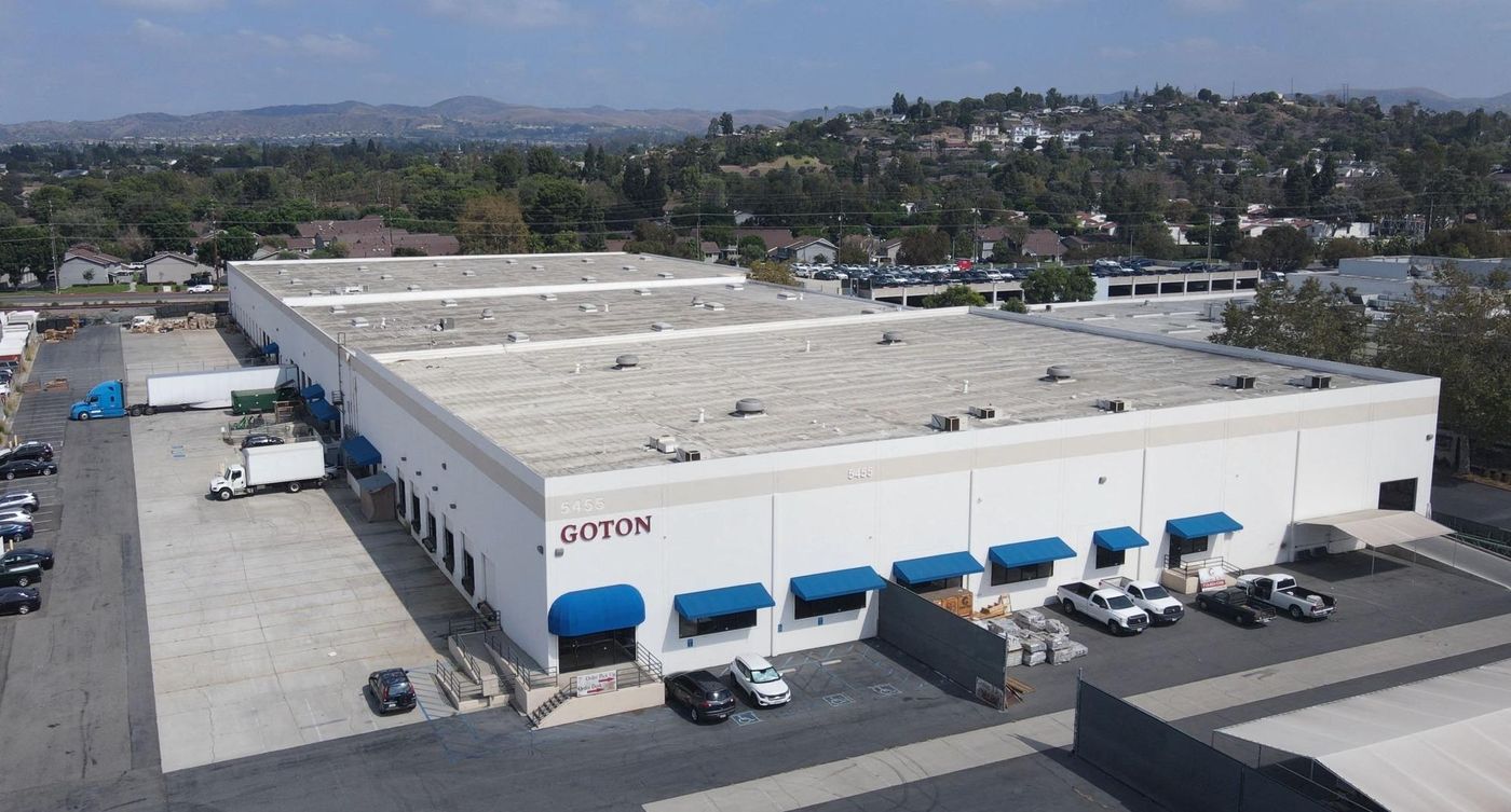 La Palma Distribution Center photo 1