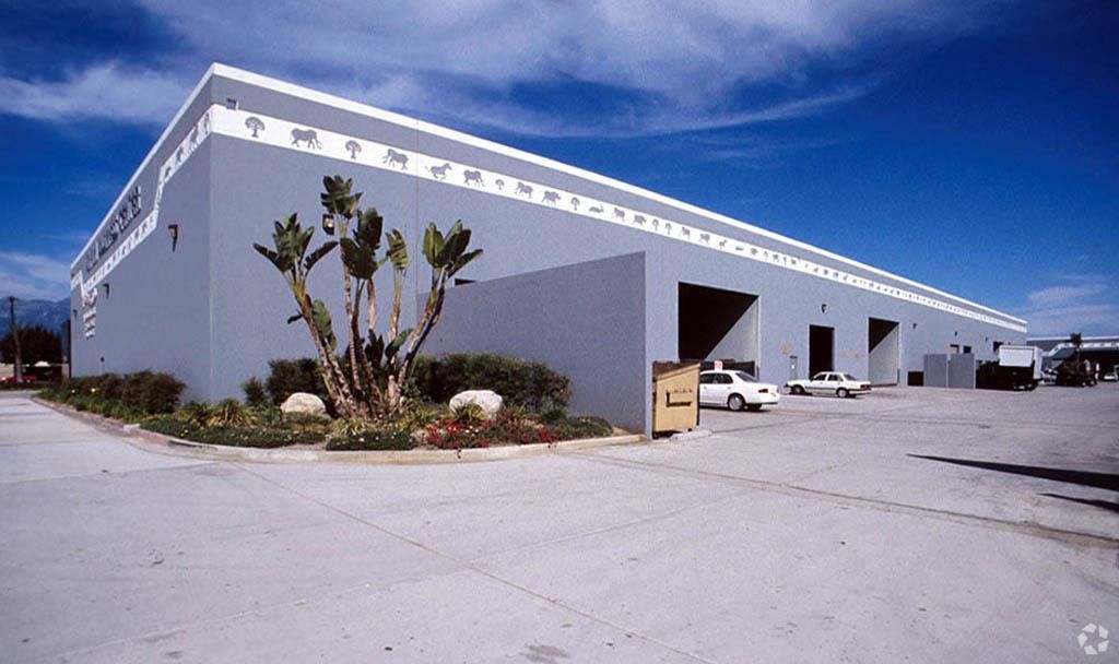 Bldg 17 photo 2