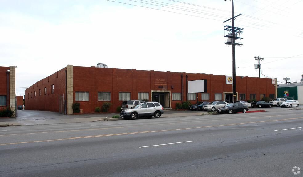 8155-8157 Lankershim Blvd photo 1