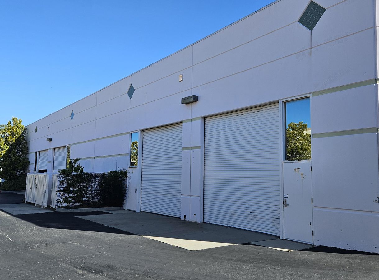 41636 Enterprise Circle N photo 2