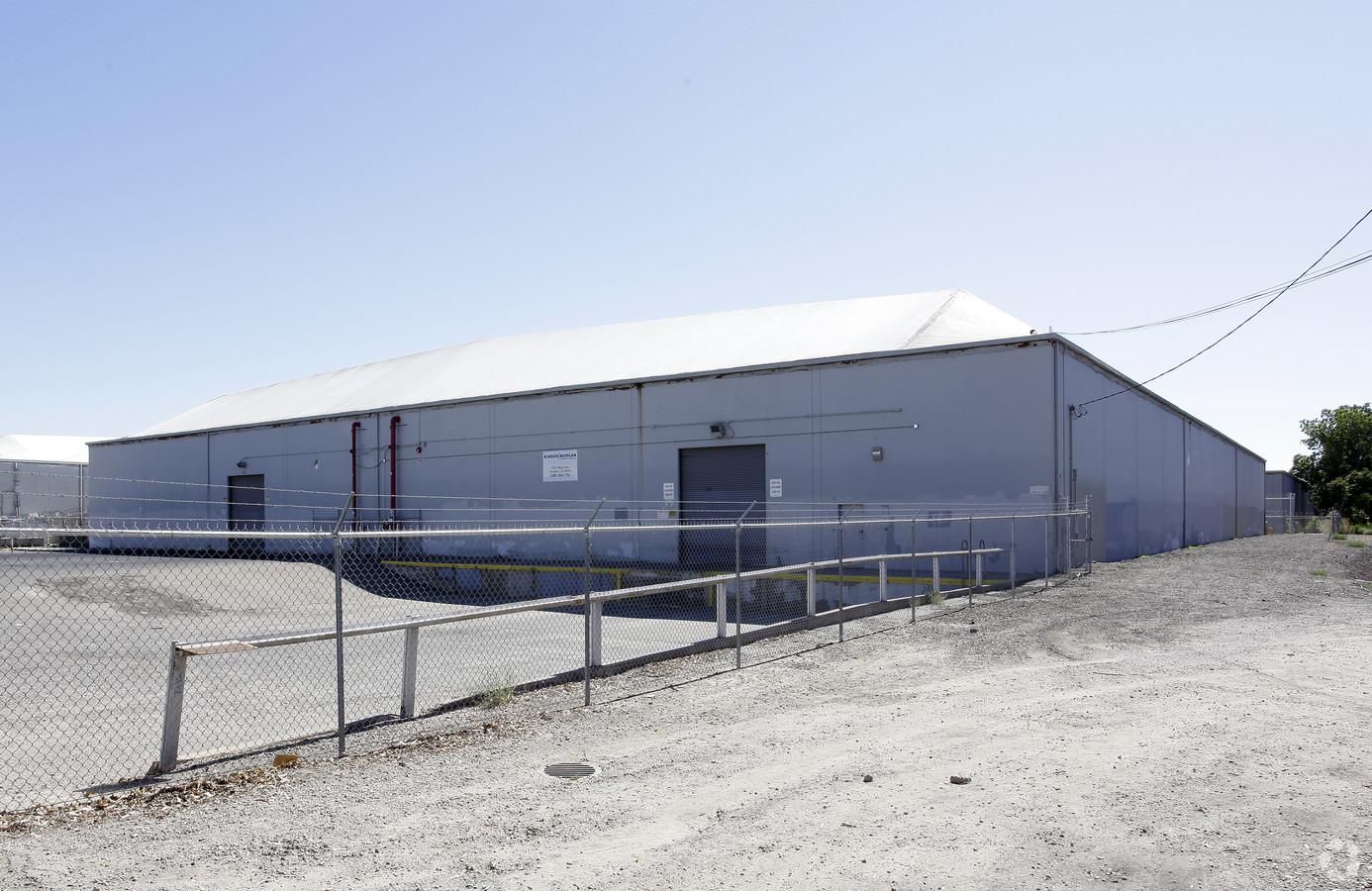 Industrial Property For Lease photo 1